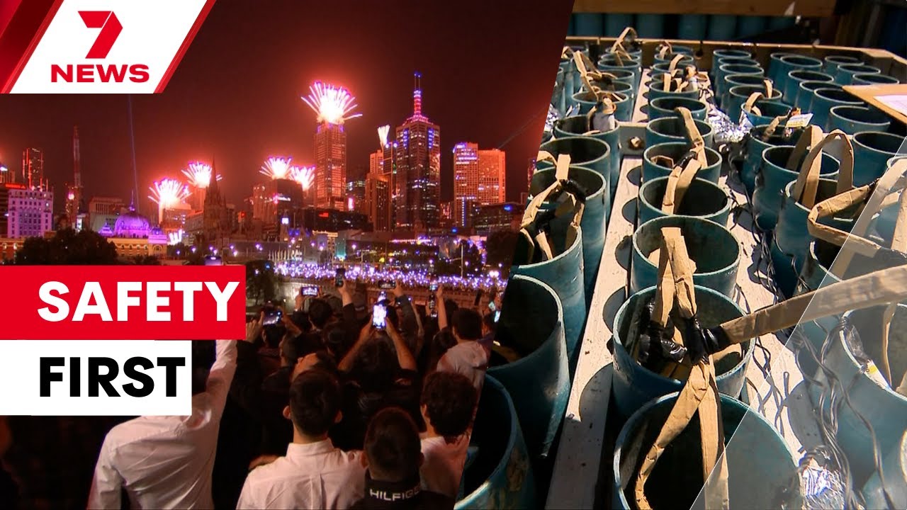 Heavily armed police called into Melbourne’s CBD for New Year’s Eve celebrations | 7NEWS