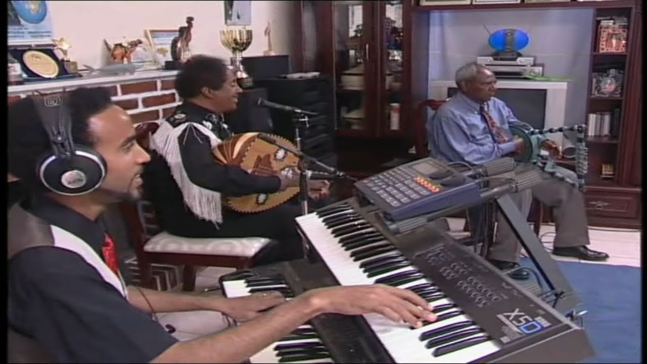 Bereket Mengisteab  - Tselaley Live Performance