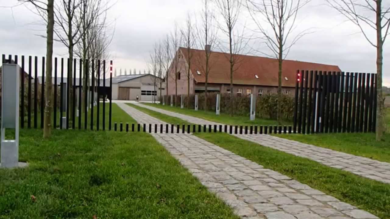 Automatic gates - Extremis Gate