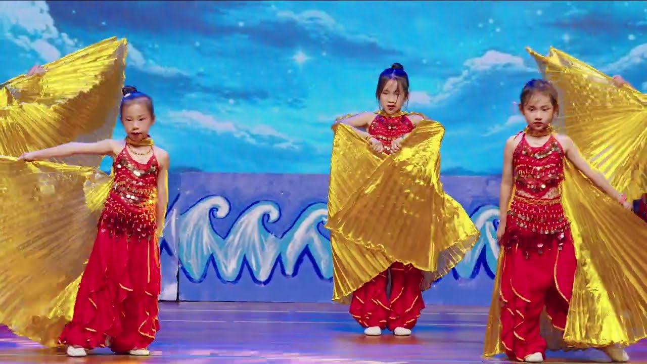 [The 8th Birthday of True Colors] Opening Dance by True Colors Mac Thai To Campus
