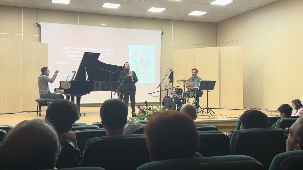 Harlem Nocturno, Hagen. Summertime y Un americano en París, Gershwin. ⁠Jazz Band y América, Gualdi. 