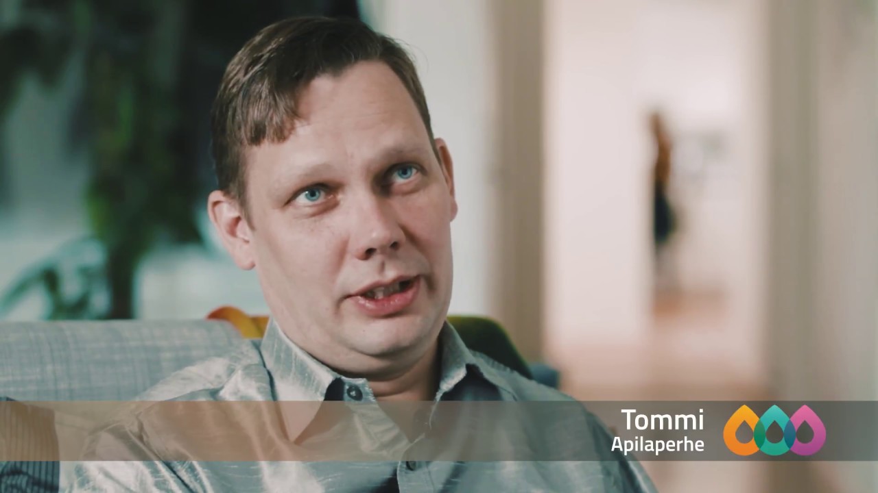 Perheitä sateenkaaren väreissä - Apilaperhe - Sateenkaariperheet ry