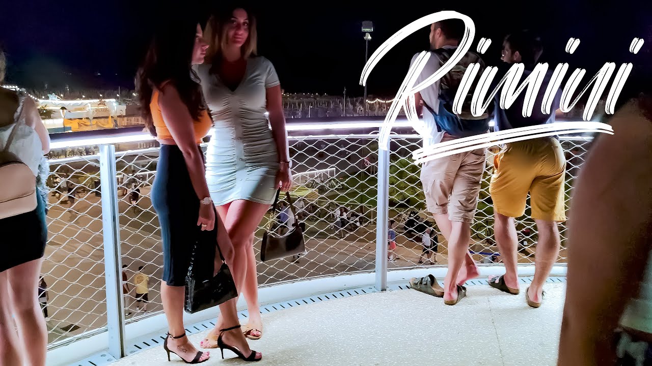 PARTY ON THE WATERFRONT IN RIMINI. Italy - 4k Walking Tour around the City - Travel Guide. #Italy