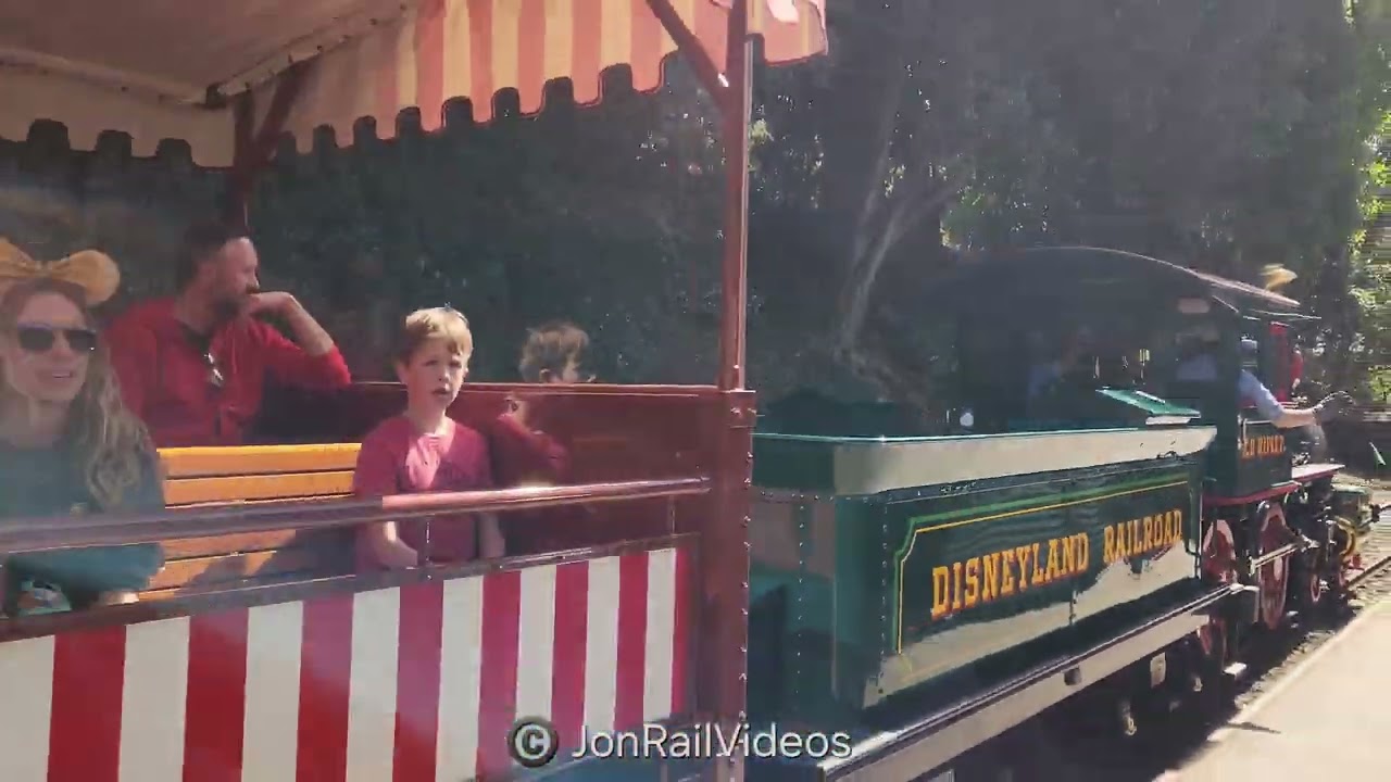 2/22/26 The Disneyland Railroad: E.P. Ripley 2 arrives at Tomorrowland station