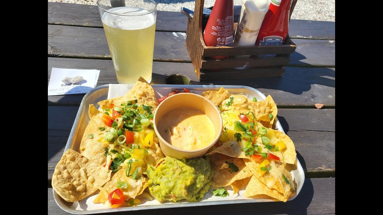 Thatchers Hazy Cider 4.5% ABV and Nachos Seal Bay Resort Selsey