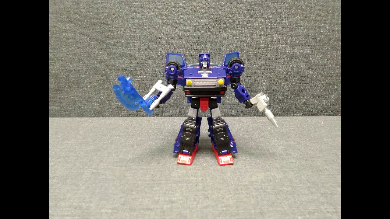 Обзор трансформера Autobot Skids - Deluxe class - Legacy - Generations. Музей Р-ТФ.