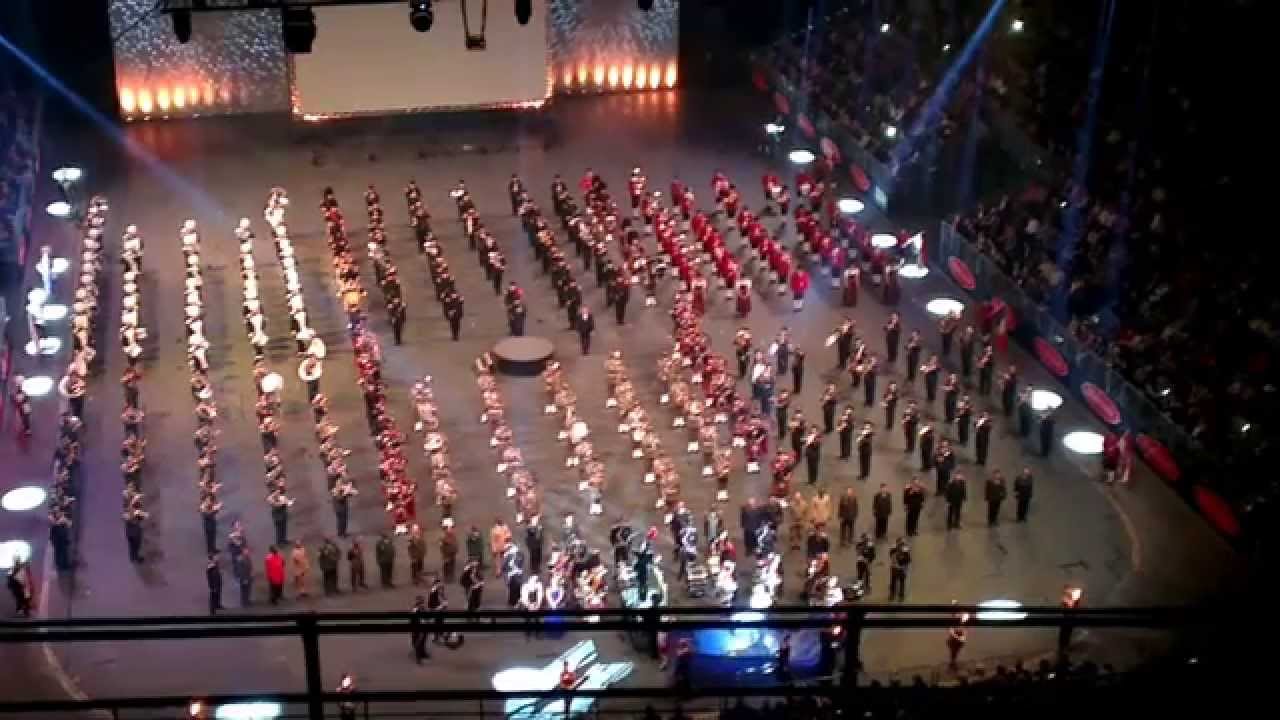 Musikparade 2015 Finale Highland Cathedral Lanxess Arena Köln Dirigat Pete Hosking