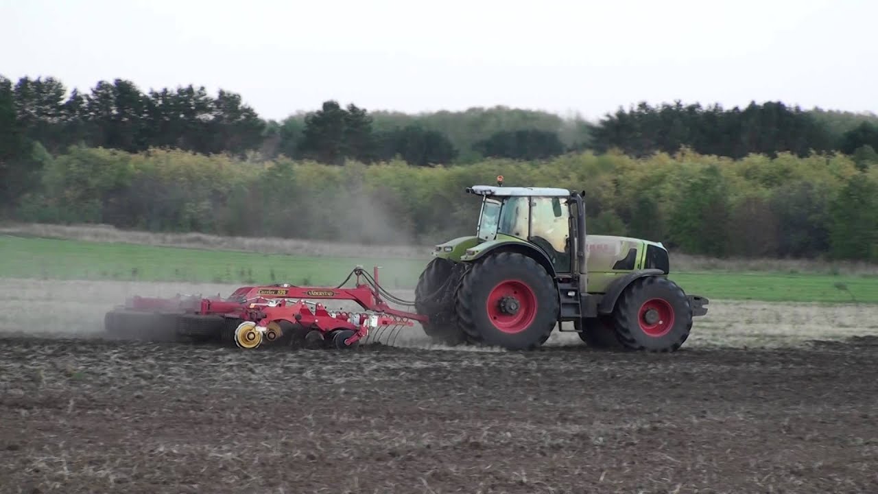 CLAAS ATLES 946 RZ c культиватором VADERSTAD CARRIER 820.