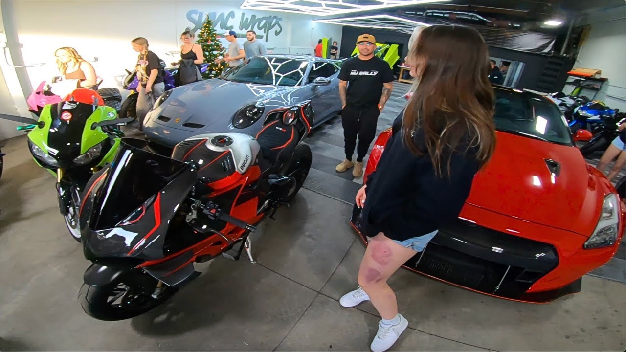 Panigale V4R присоединится к Supercar Meet