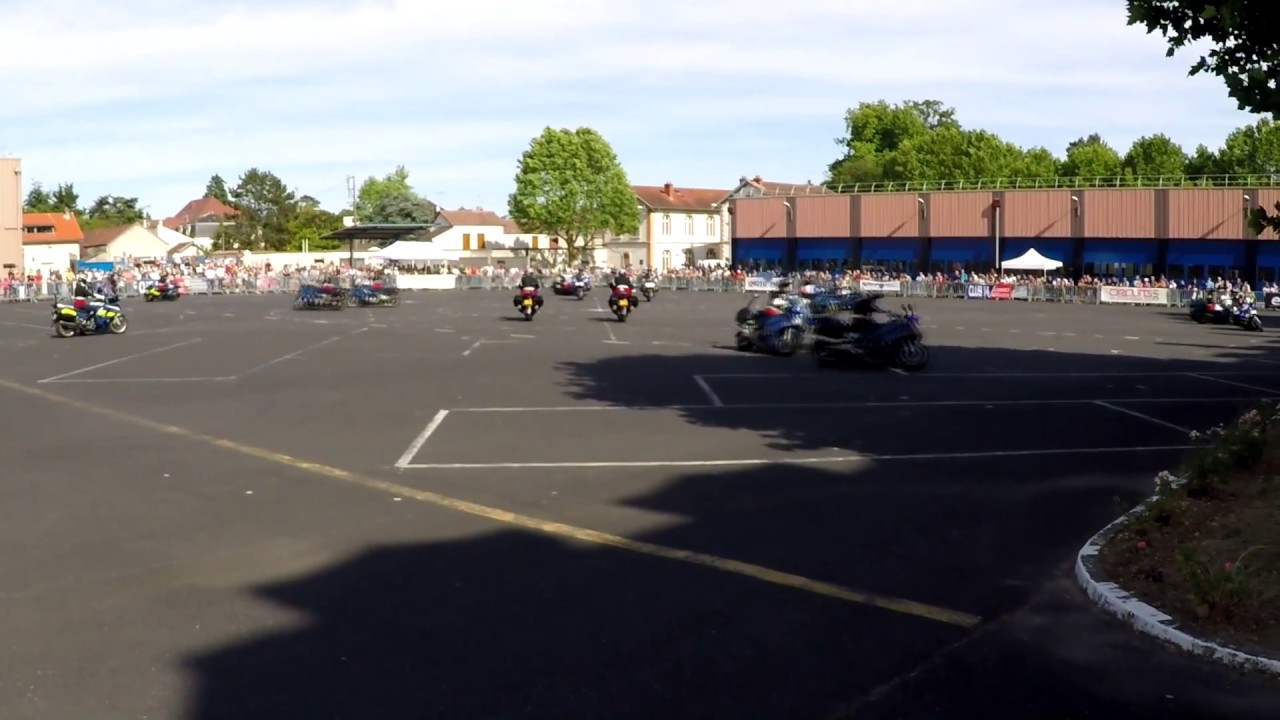 Carrousel motocycliste du CNFSR 2015