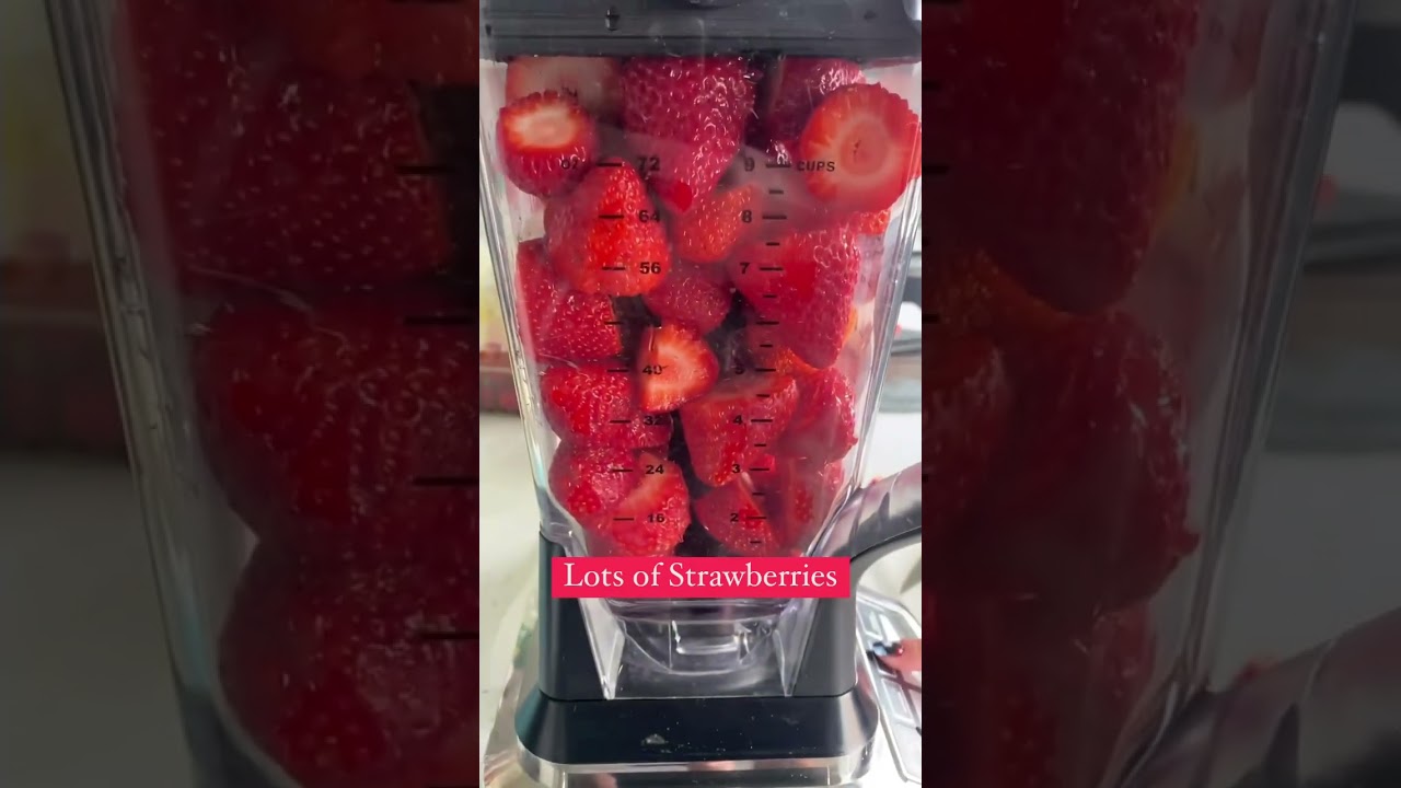 Easy 5 Minute Strawberry Lemonade Recipe for summer outings and get togethers