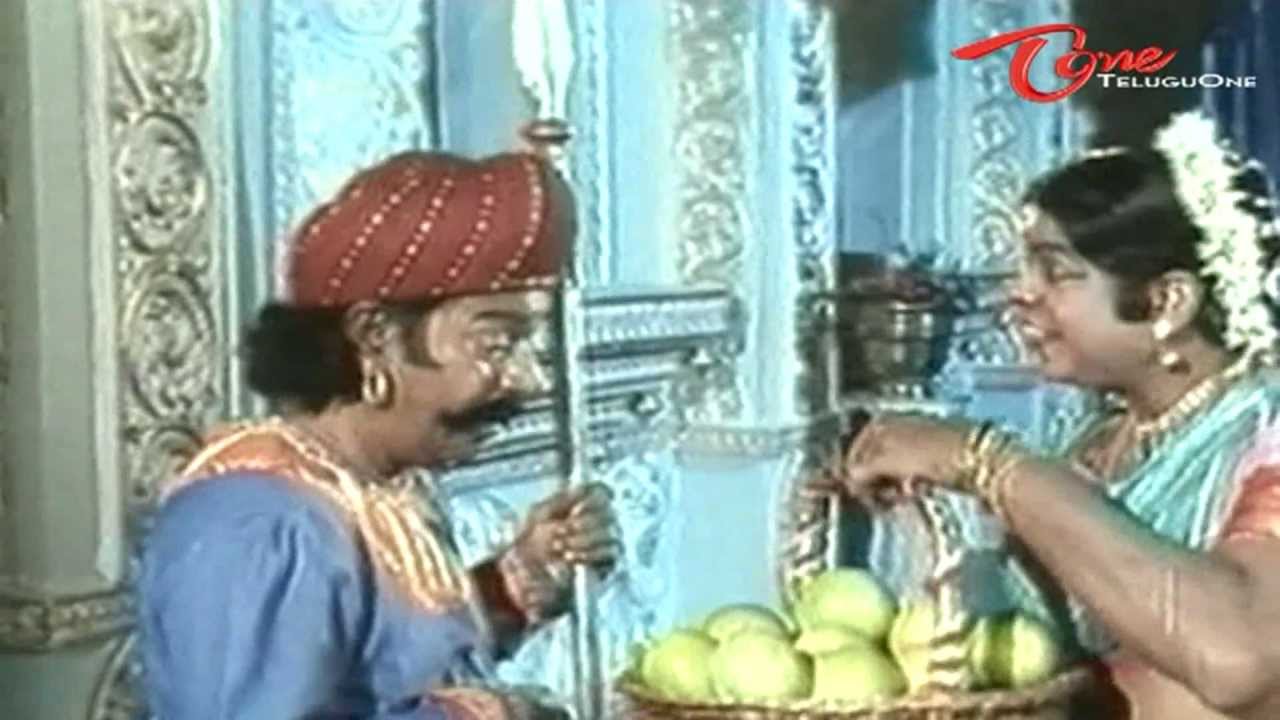 Telugu Comedy Scene - Suttivelu Turns As Lady