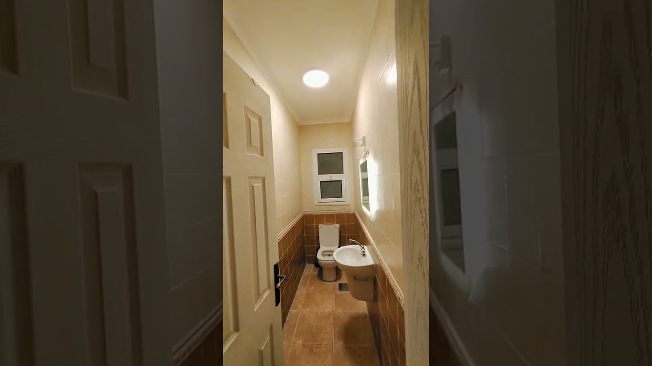 شاليه عالبحر مباشرتا مميز جدا صف اول عالبحر في قرية بلومار الدوم السخنه فرش جديد زيرو مكيف بالكامل