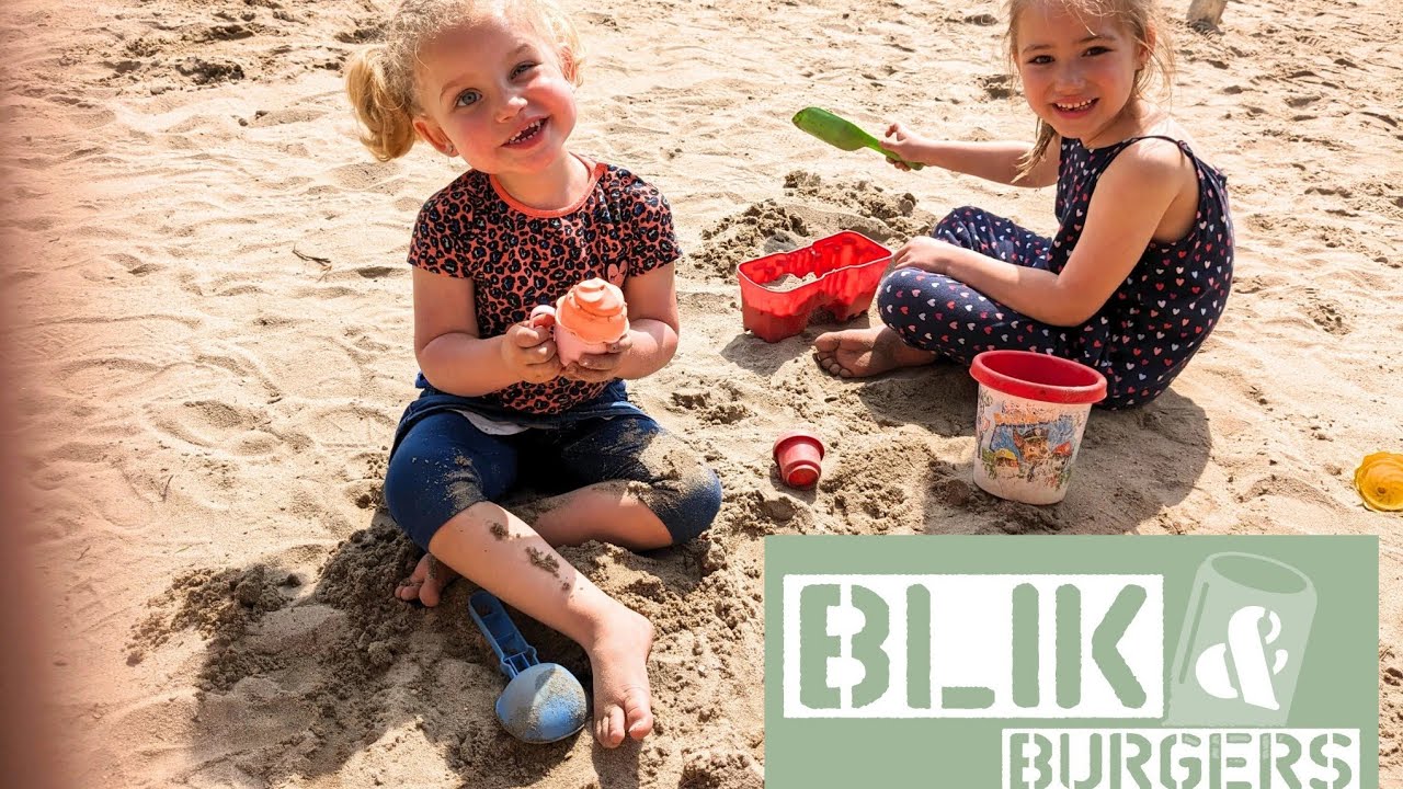 Spelen in de speeltuin, zomerpret bij Blik & Burgers