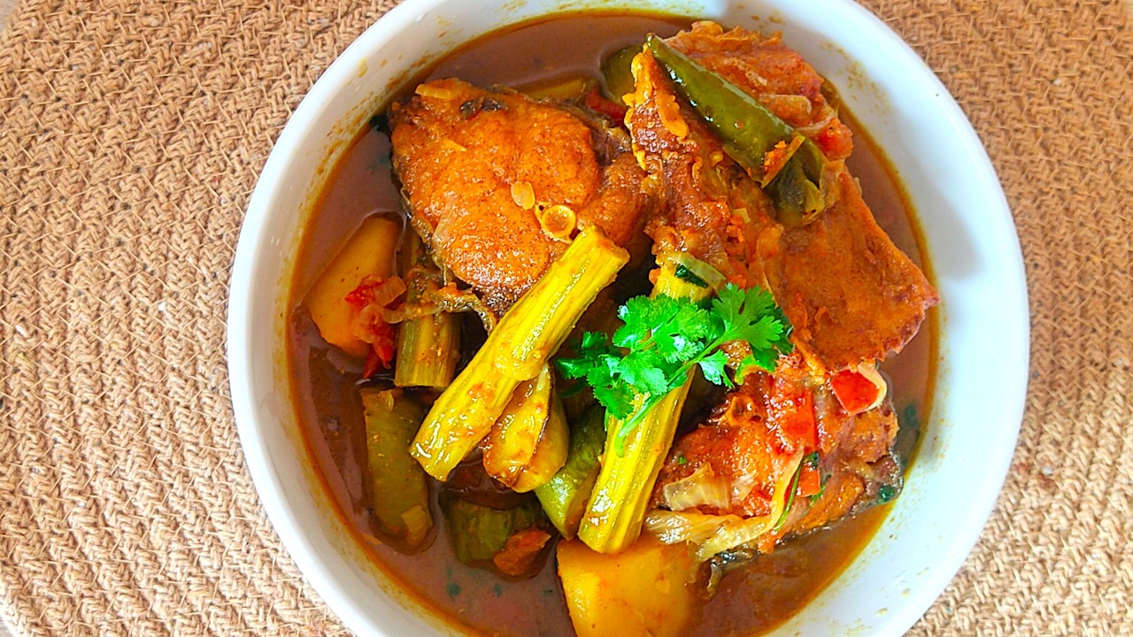 Cooking fish with drumsticks this way will double the flavor! 😋🔥#bengalifishrecipes