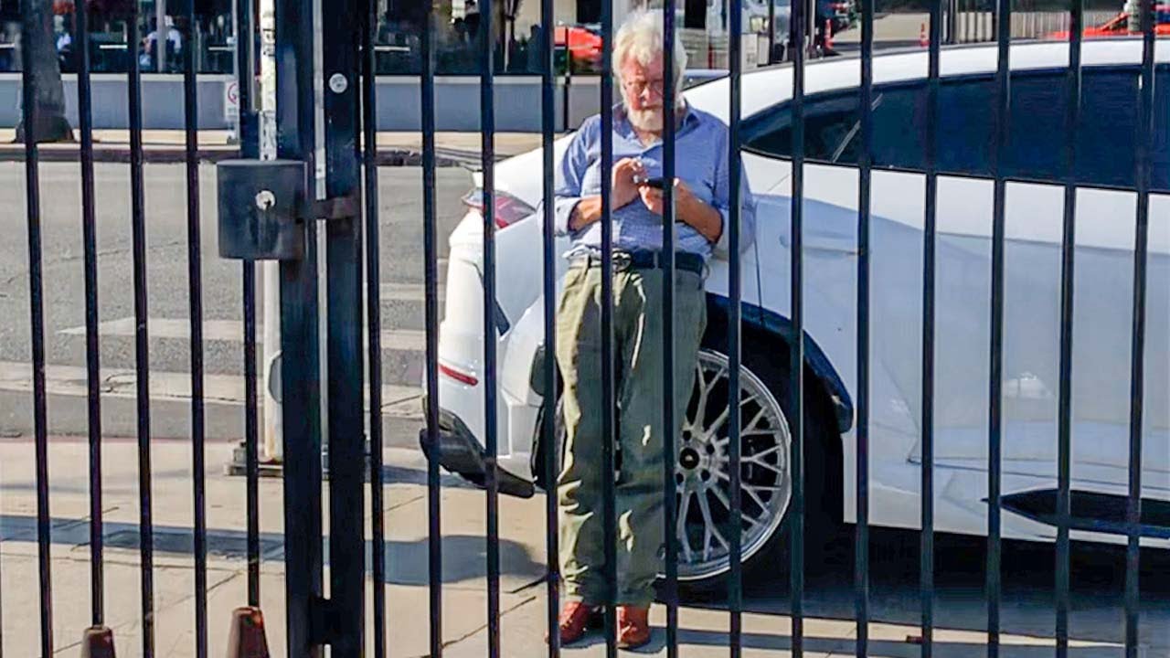 Caught leaning on Vik's Lamborghini, NEW MAYBACH S MURDERED.