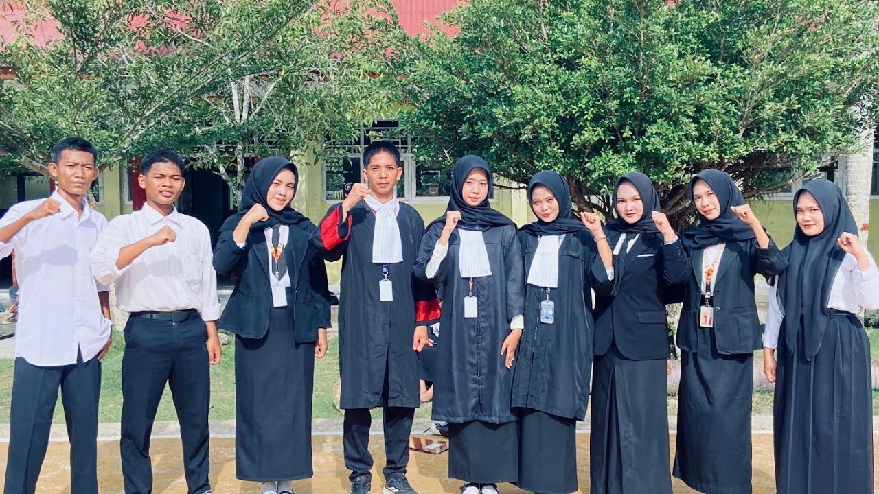 PRAKTEK PPKN KELAS XII IPS 2 KELOMPOK 2, SIDANG PERADILAN SEMU TINDAK PINDANA PEMBUNUHAN BERENCANA 