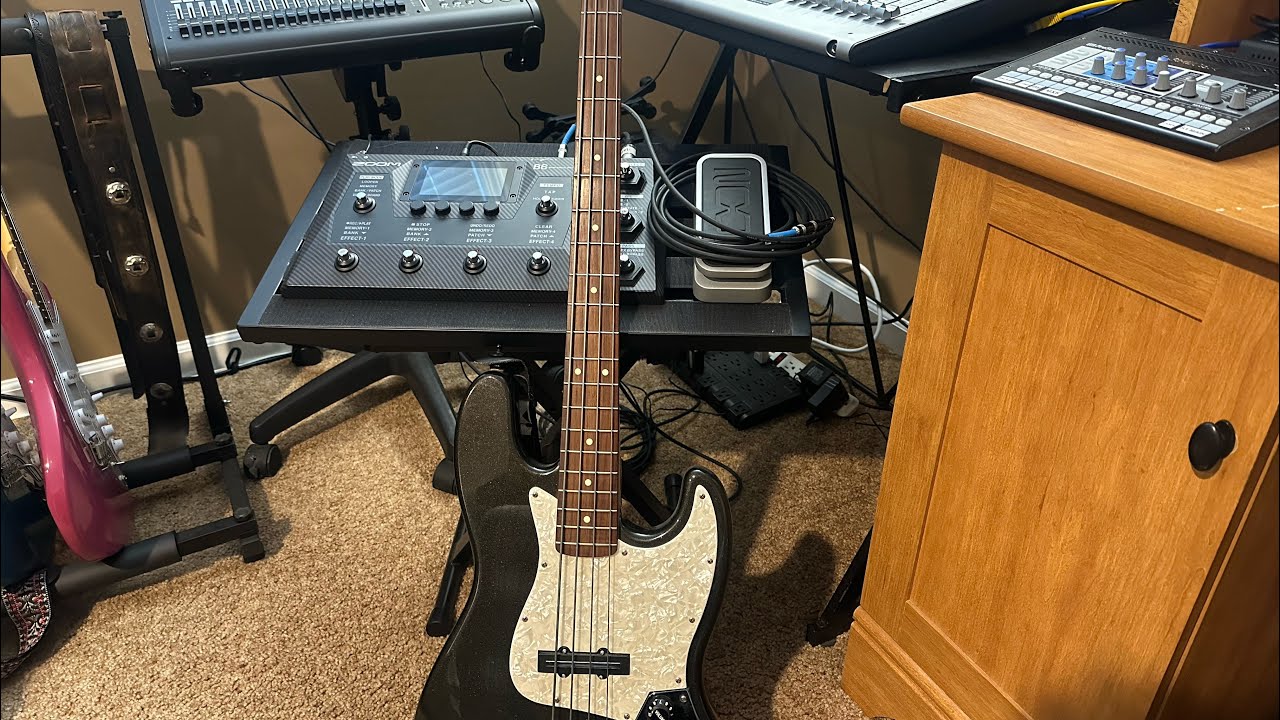 Viewers request. Creating Adam Kiser’s bass tone on the Zoom B6.