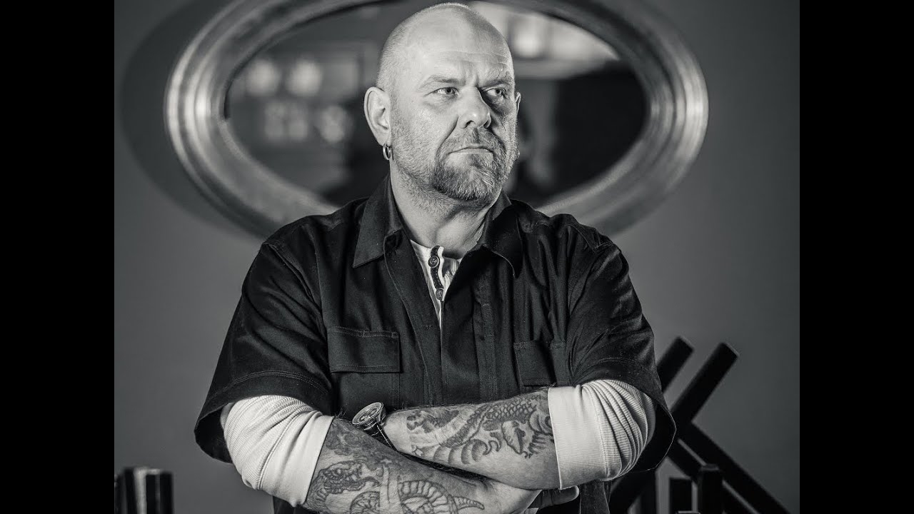 JĀNIS BUKUMS pied. Ralfs Eilands-Dzīvs un Savādāks
