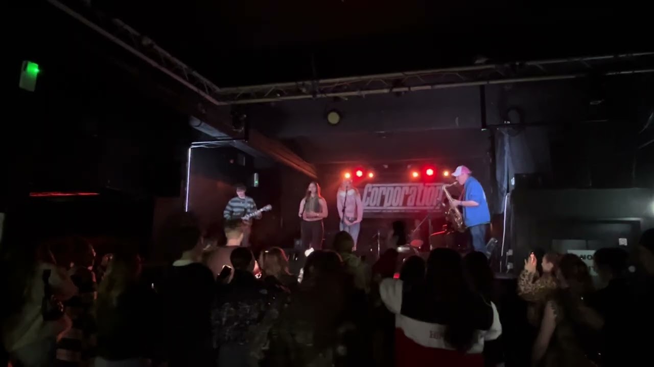 Eli green and the Ivys light up live at Echosound Saturday, Corporation Sheffield, 31/1/26.
