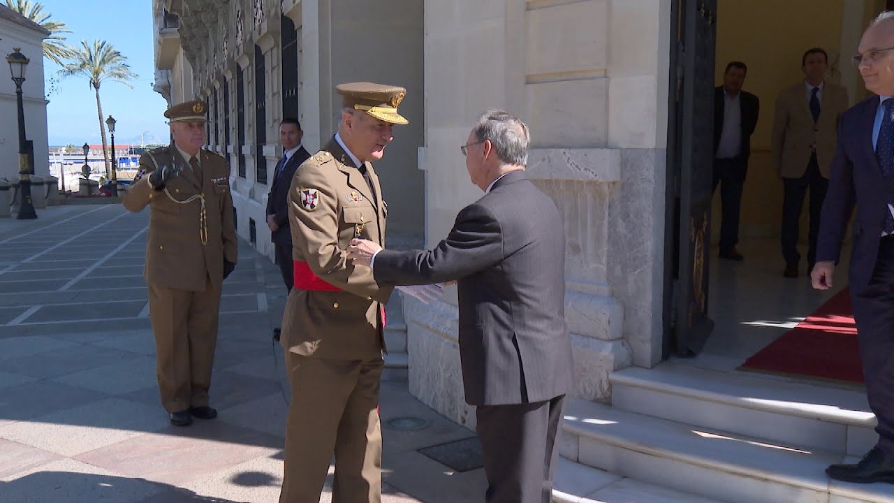 Vivas recibe al nuevo comandante general de Ceuta