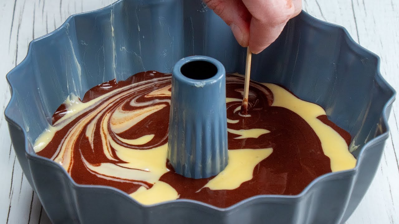 Renunta la dieta si pregateste un chec pufos in 2 culori – o reteta geniala | SavurosTV