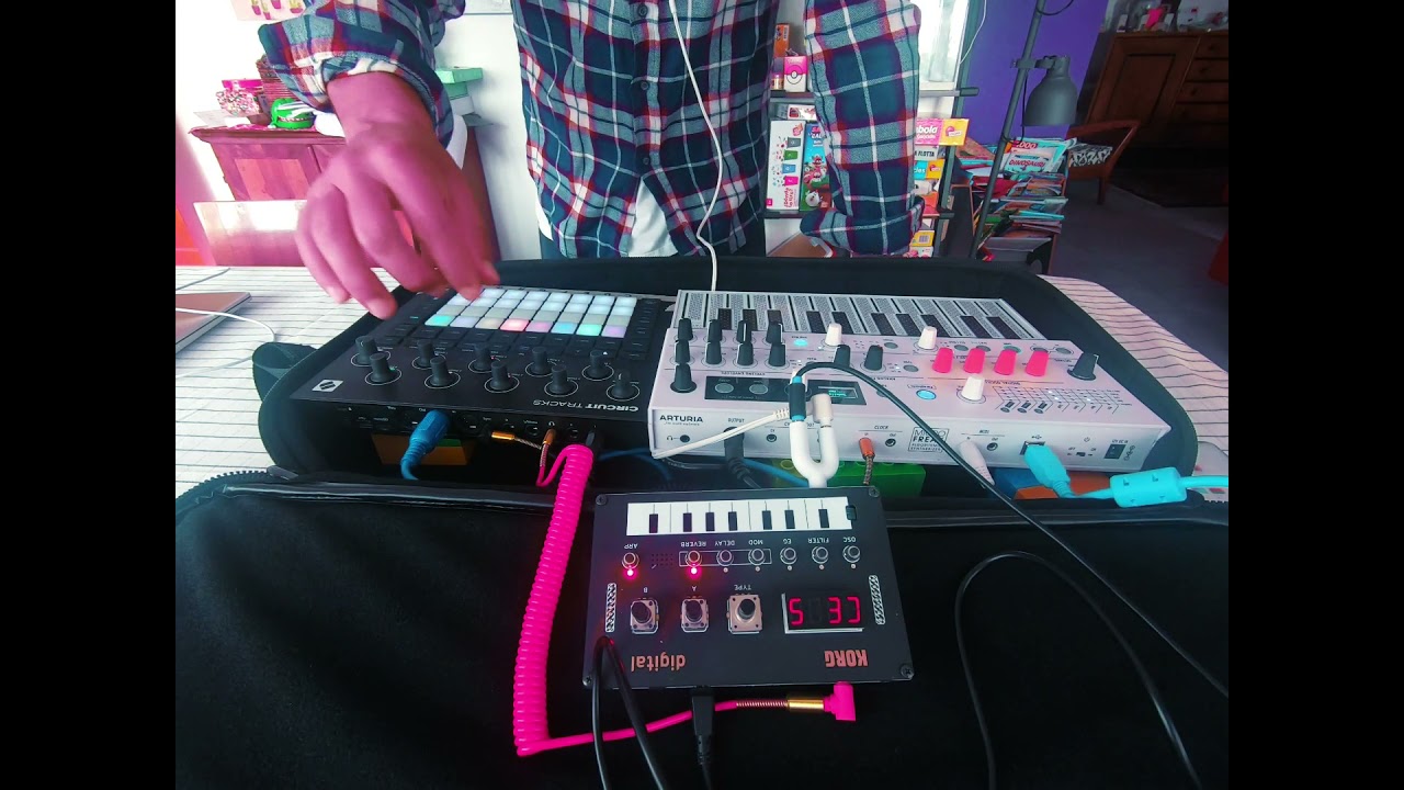 Arturia Microfreak and Circuit Tracks home jam