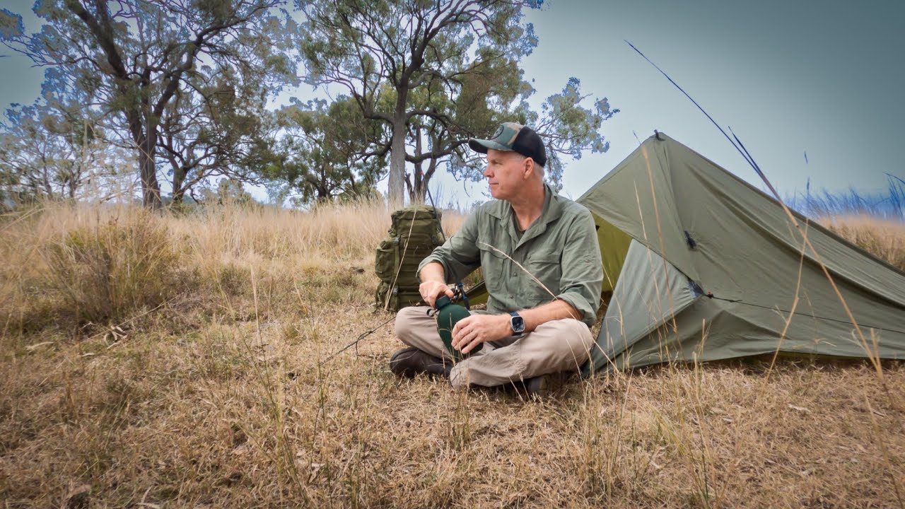 BUSHCRAFT TARP TENT | Overnight camp with Spaghetti Bologna’s.