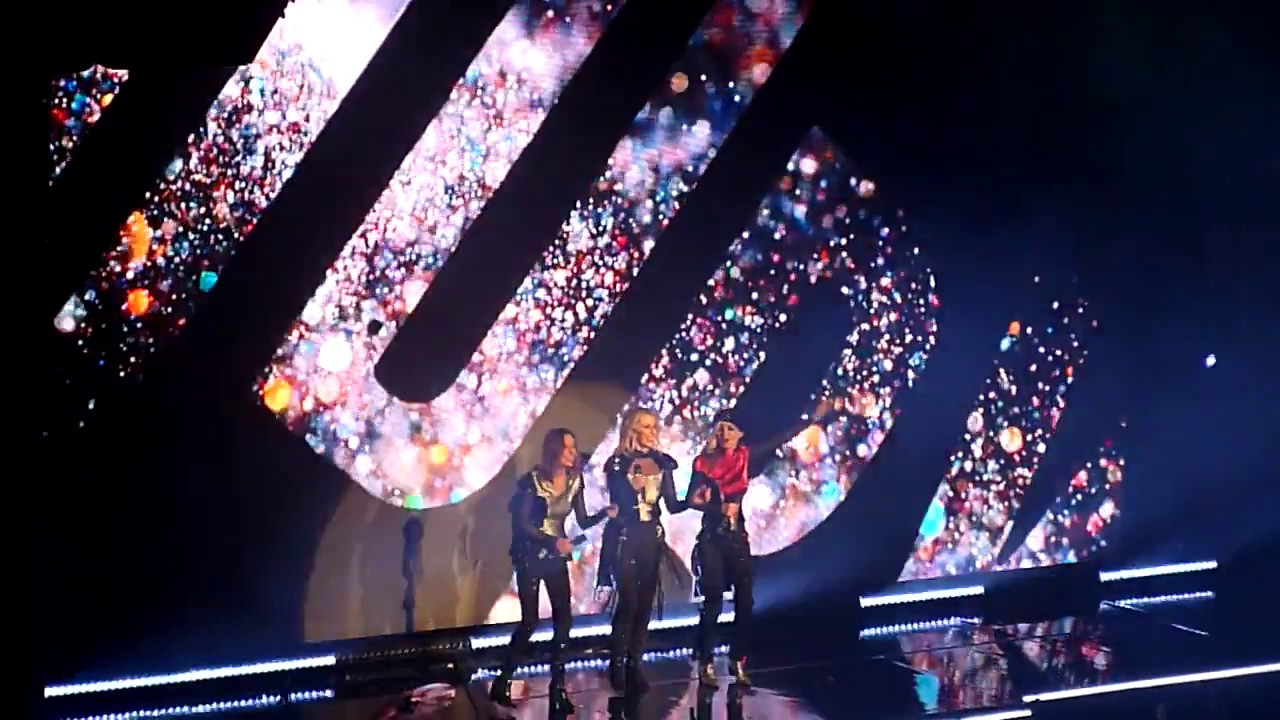 Bananarama - Na Na Hey Hey Kiss Him Goodbye - Hammersmith Apollo, London - November 2017