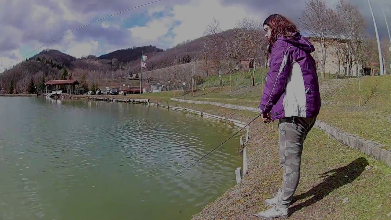 A pesca con la morosa |TROTE IRIDEE GIGANTI| Spinning Light Game