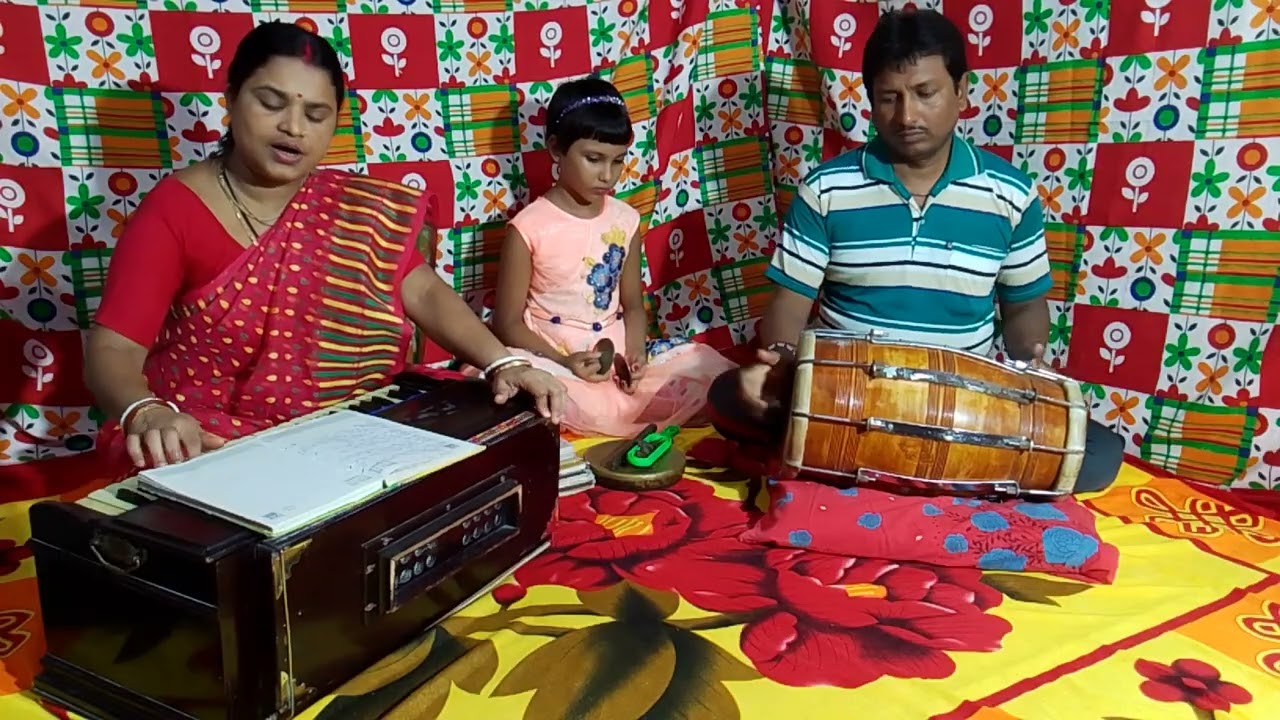 বহুদিনের পিরিতগো বন্দু একই দিনে ভেঙ্গোনা। শিল্পী-দিপিকা..... 
