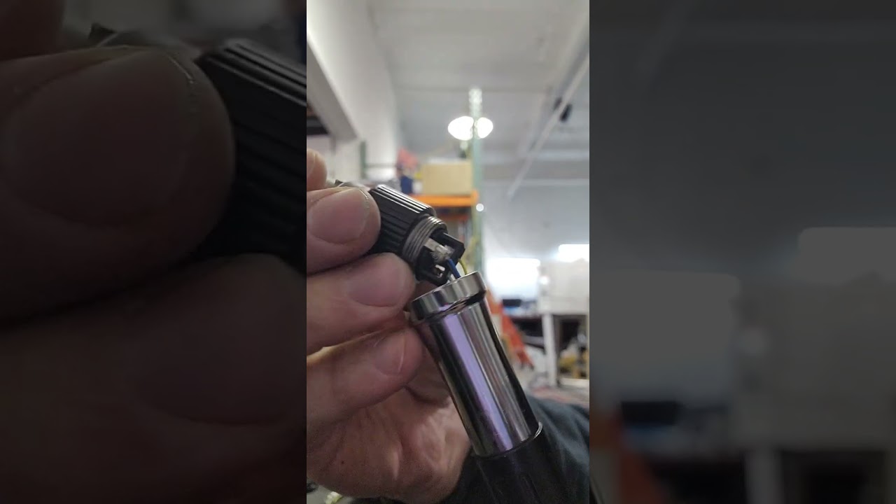 welch allyn ohpthalmoscope handles DO come apart!