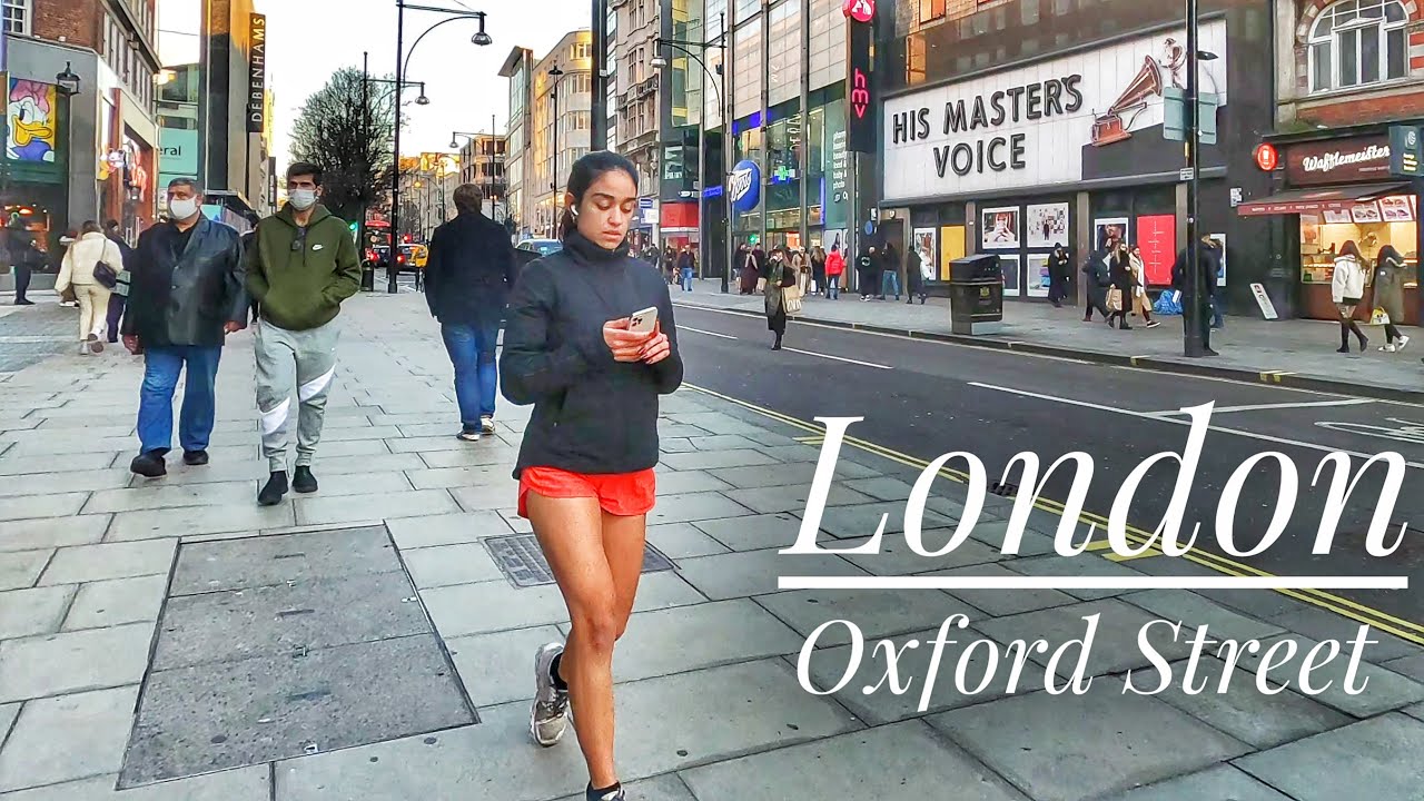 Central London Walk, Friday, Oxford Street walk through, from Selfridges to Tottenham Court Road. 4K