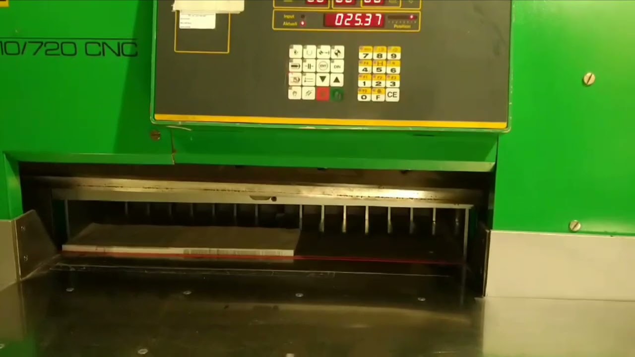 Гидравлический резак EBA MULTICUT 10/720 CNC с программным блоком и оптической защитой.