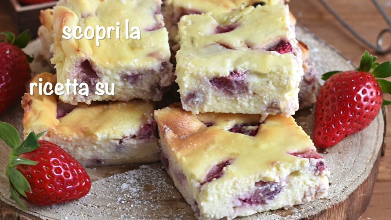 Torta di ricotta e fragole senza farina: ricetta facile e veloce, sporchi solo ciotola e cucchiaio!