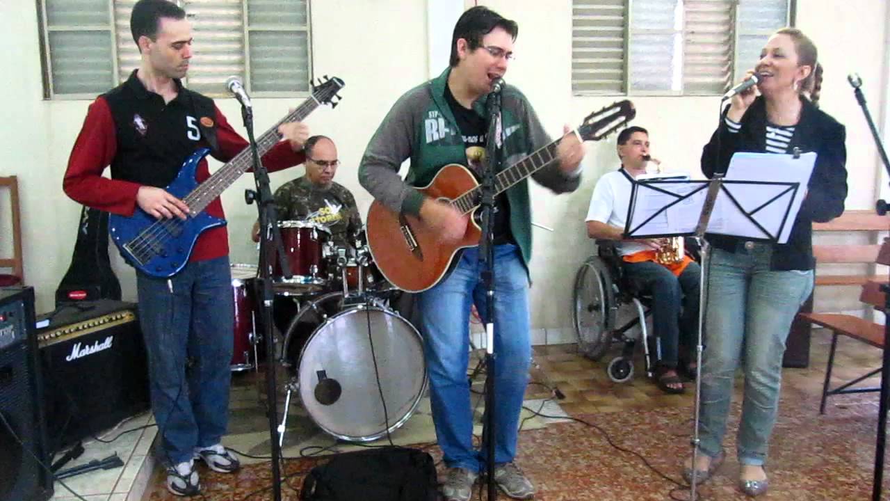 Tomado Pela Mão (banda força e vitoria)29/04/12