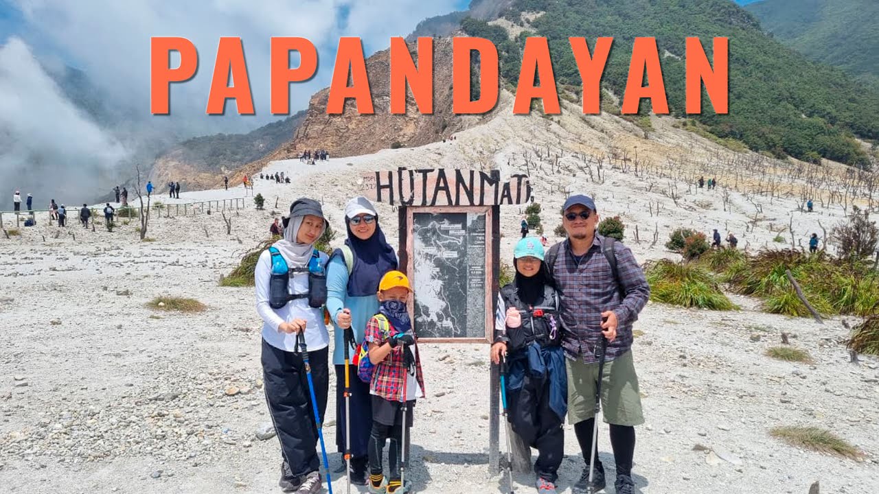 Anak-anak berhasil sampai Hutan Mati Tektok 5 jam GUNUNG PAPANDAYAN GARUT
