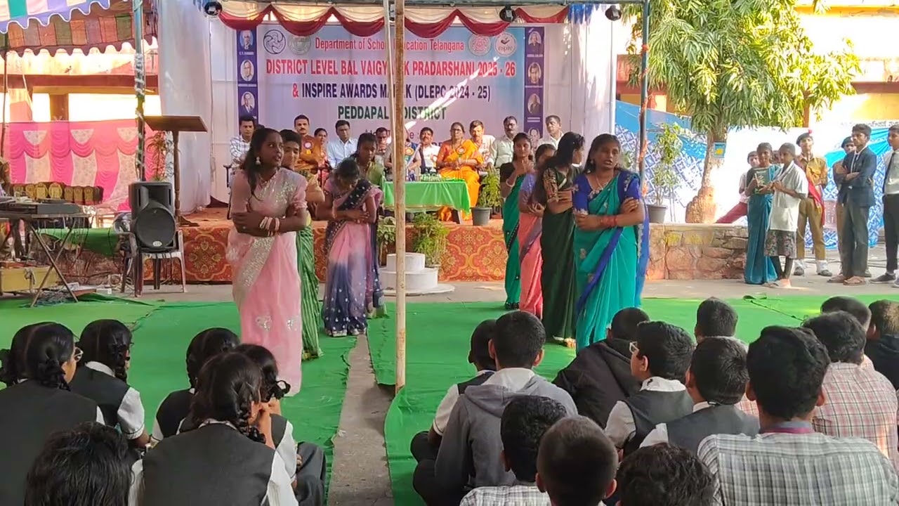 తరగతి గదిలో తల రాతలు మార్చే |GHS Godavarikani students dance performance 