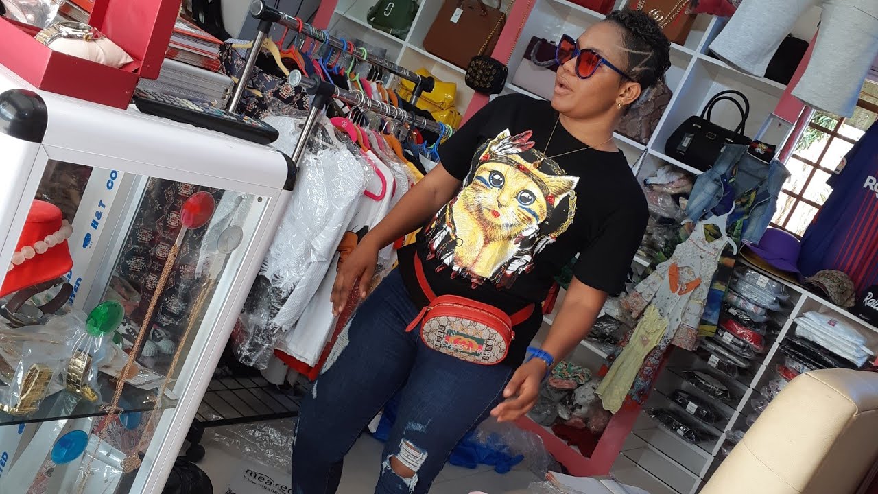 KUMAWOOD LOUISA  ADINKRA WORSHIPS HER MAKER