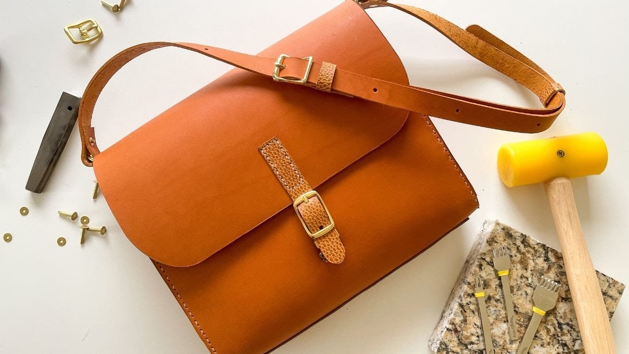 How To: Stitch-In Gusset Technique // Hand-stitched Leather Satchel