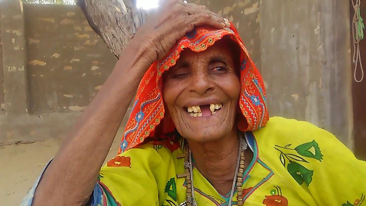 Talk With Rural Woman Phoolan Jogan ڦولان جوگڻ سان ڳالهه ٻولهه