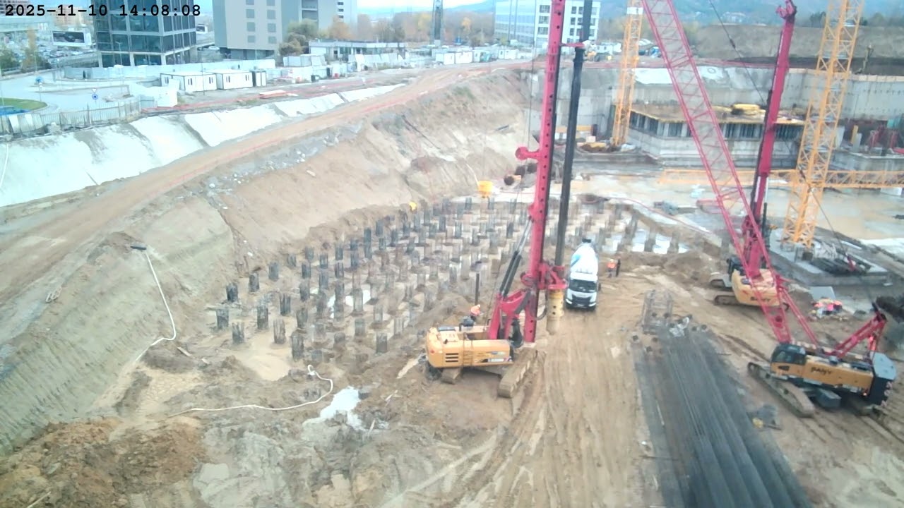 [Пробиването почти към края си] Garitage Park Office Tower 2025.11.10 construction timelapse (cam1)