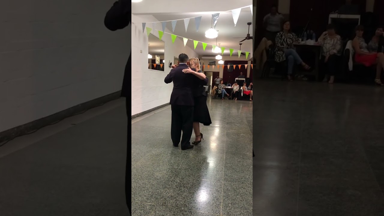 Silvia y Tony en Milonga Mediasuela 1/2