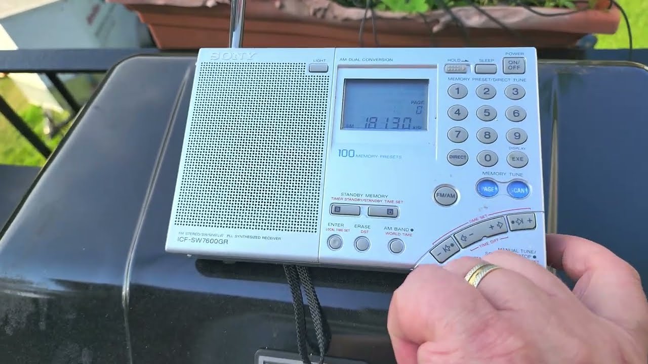 Sony ICF-7600GR Classic Analog PLL is my radio for the night