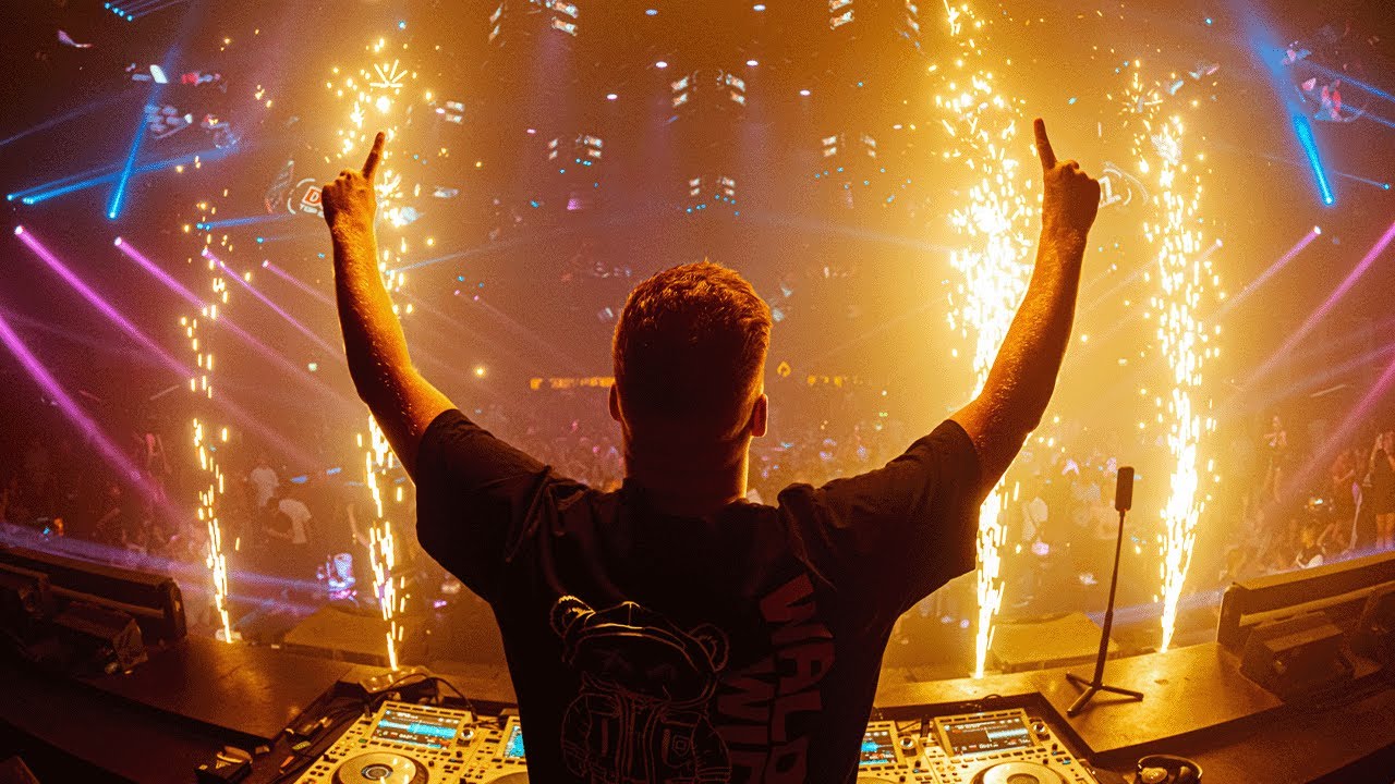 MITCH DB Live @ Space Plus Bangkok [DJ MAG 47]
