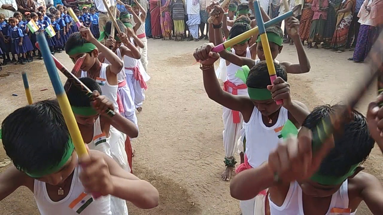 kolatam at pragna school thoodukurthy