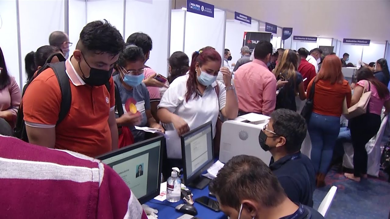 Alcaldía de San Salvador desarrollo mega feria de empleo