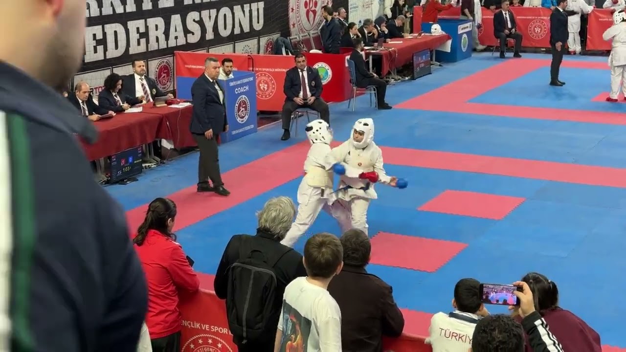 Cafer taha keskin (mavi) kumite Türkiye Yıldızlar Ligi Final Etabı Sakarya 