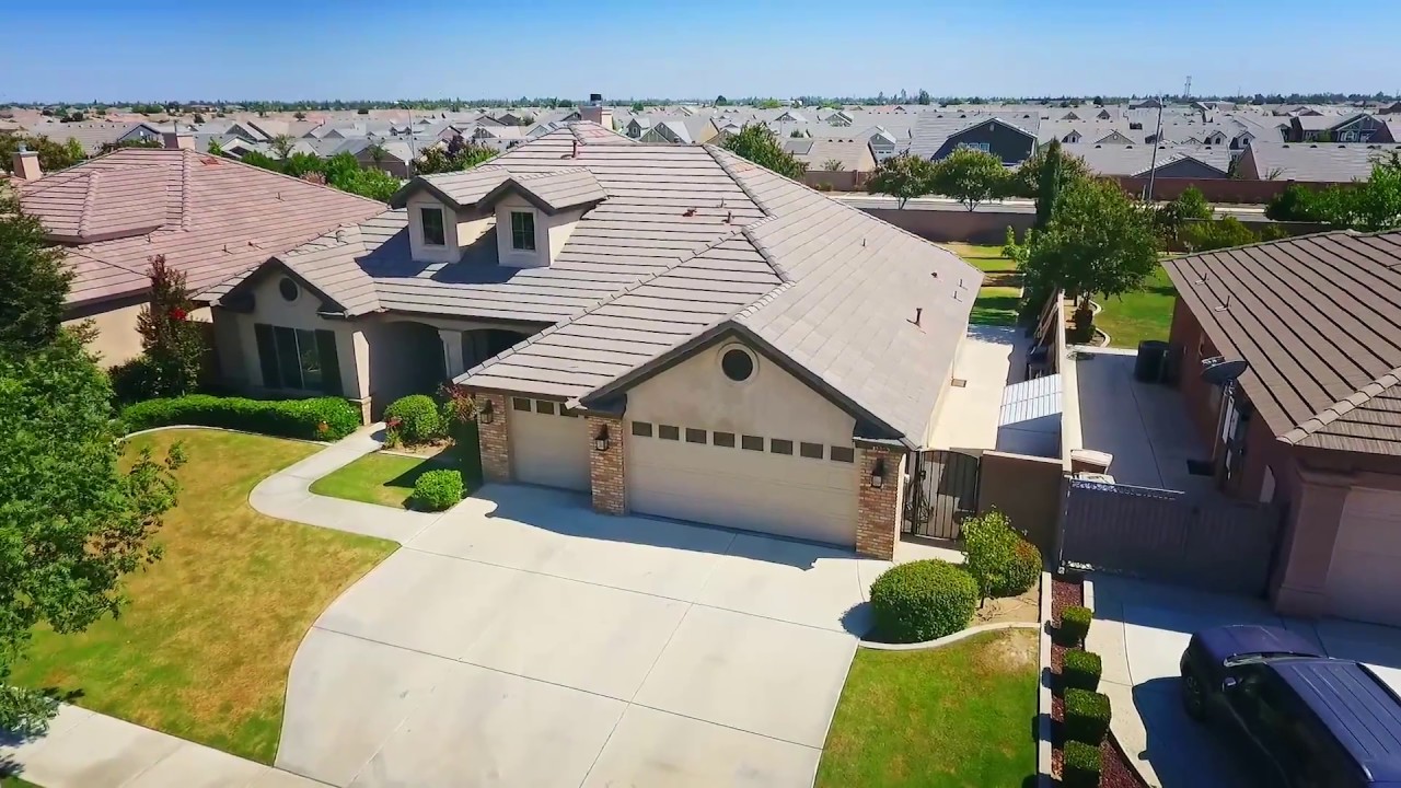 13405 Plumas Wood Lane - Bakersfield, CA 93314