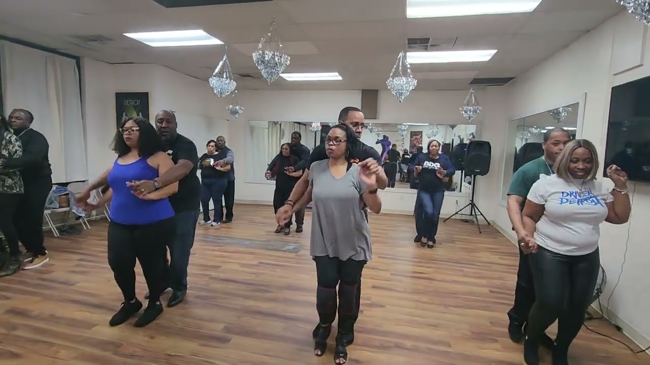 Detroit Dance Groove Intermediate Classes